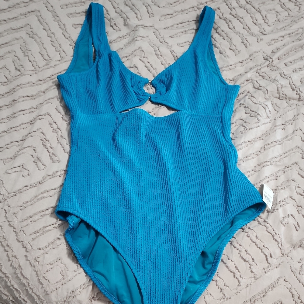 Aerie swim